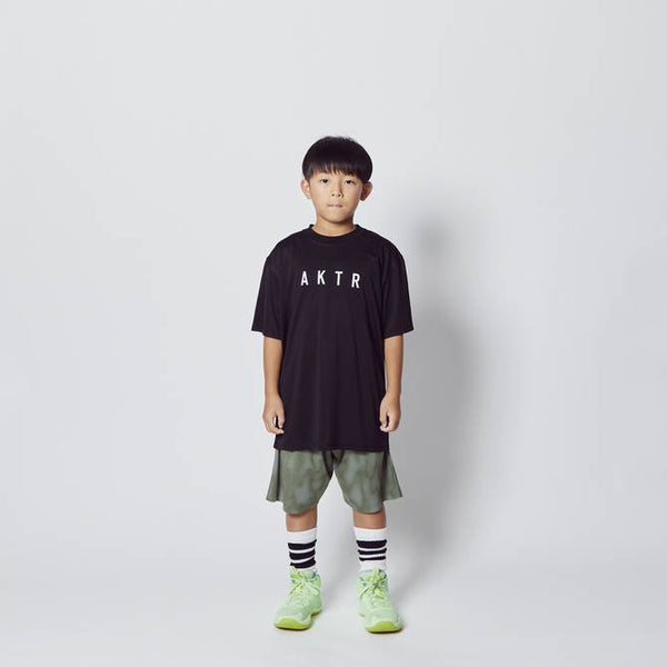KIDS AKTR LOGO SPORTS TEE BK