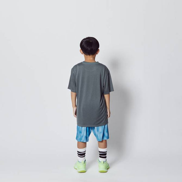 KIDS AKTR LOGO SPORTS TEE SG