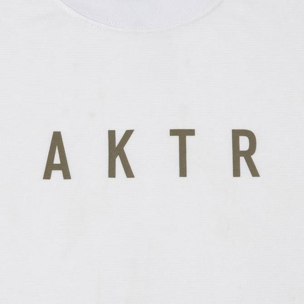 KIDS AKTR LOGO SPORTS TEE WH