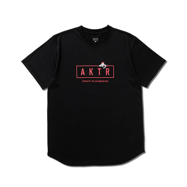 AKTR PUP SS SPORTS LOGO TEE BKxRD