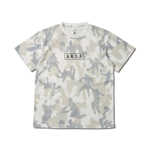 PLAY CAMO AKTR LOGO SPORTS TEE WH