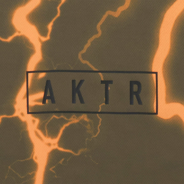 THUNDERBOLT AKTR LOGO SP TEE OL