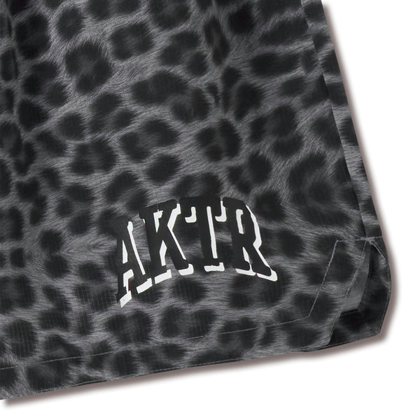 F.A. LEOPARD WIDE 5.5″ SHORTS CH