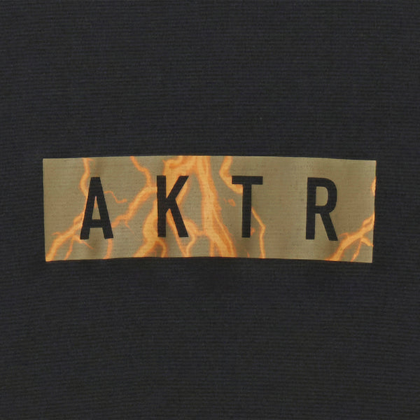 THUNDERBOLT BOX LOGO SP L/S TEE BK