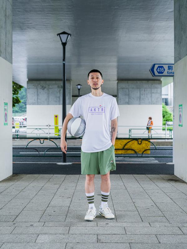 AKTR PUP SS SPORTS LOGO TEE WHxBL